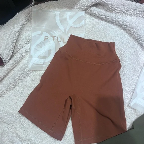 P'tula XS workout biker shorts - Picture 3 of 5